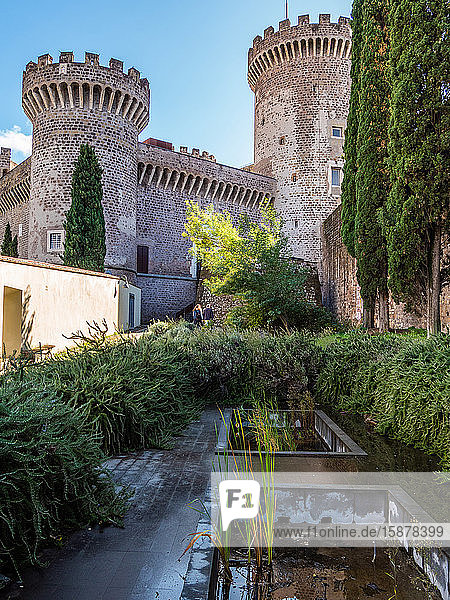 Italien  Latium  Tivoli  das Schloss von Rocca Pia  Festung