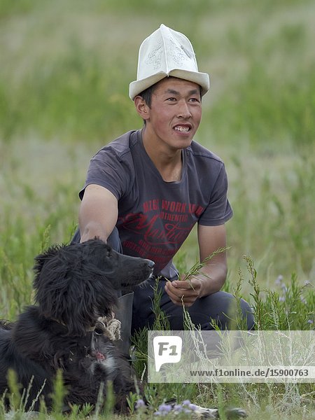 Hunting dog (Taigan) before the competition.Folk Festival commemorating the origin myth the Tien Shan Maral (Tian Shan wapiti) an origin myth of the Kyrgyz tribes. Near Tasch Baschat Naryn region. Asia Central Aisa Kyrgyzstan