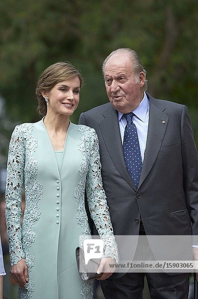 King Juan Carlos of Spain Queen Letizia of Spain arrived Asuncion de Nuestra Senora Church for the First Communion of Princess Sofia on May 17 2017 in Aravaca near of Madrid.King Felipe VI has decided to renounce the inheritance of King Juan Carlos of Spain ‘that could personally correspond to him ’ announced this Sunday the Casa del Rey in a statement in which he also advances that King Juan Carlos of Spain stops receiving the assignment he has fixed in the Budgets of the House of SM the king.