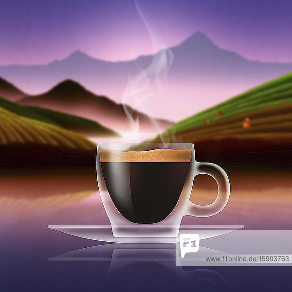 Glas Espressokaffee in Plantagenlandschaft