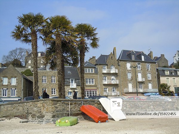France Brittany Cancale port de la houle.