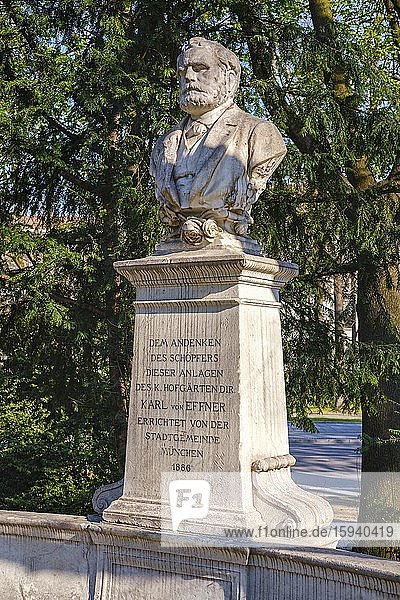 Denkmal für Karl Effner  Maximiliansplatz  Maxvorstadt  München  Oberbayern  Bayern  Deutschland  Europa