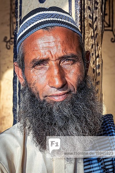 Porträt eines älteren Muslim  Jaisalmer  Rajasthan  Indien  Asien