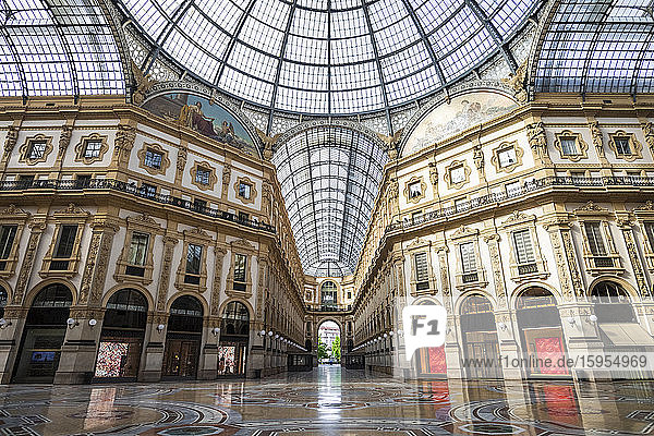 Italy  Milan  Interior of Galleria Vittorio Emanuele II during COVID-19 outbreak