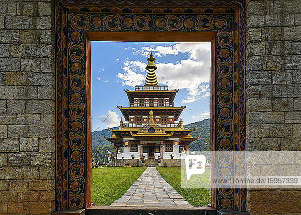 Blick auf den Khamsum-Yulley-Namgyal-Tempel  Bhutan