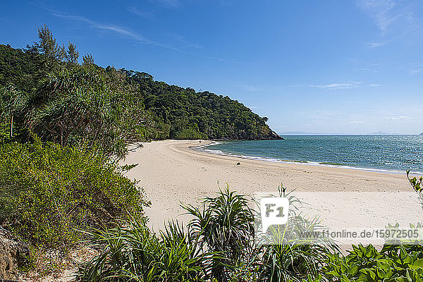 Beautiful beach in Koh Lanta National Park  Koh Lanta  Thailand  Southeast Asia  Asia