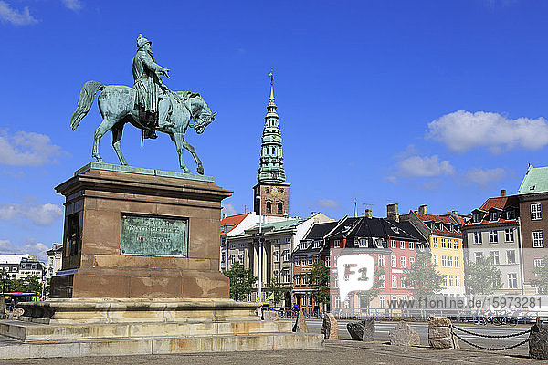 Frederik VII Statue  Christiansborg-Palast  Kopenhagen  Seeland  Dänemark  Skandinavien  Europa