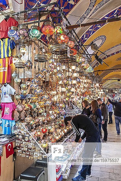 Shop with lamps  Kapali Çarsi  Big Bazaar or Grand Bazaar  Fatih  Istanbul  Turkey  Asia