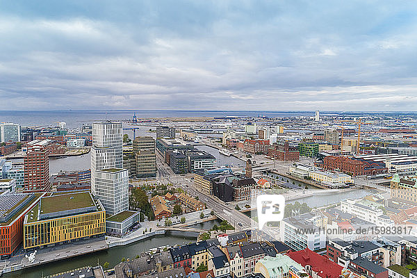 Schweden  Schonen  Malmö  Luftaufnahme des Hauptbahnhofs von Malmö