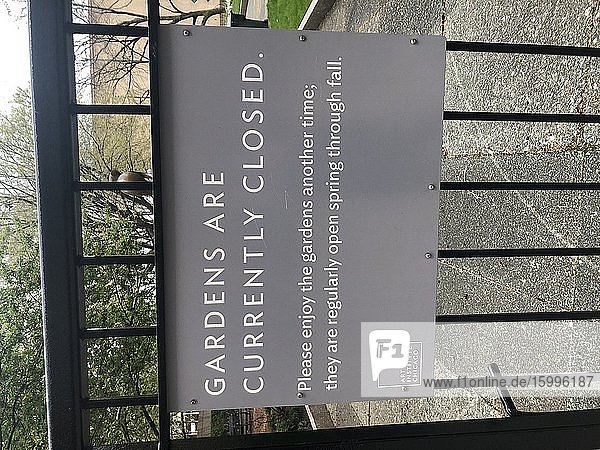 Art Institute of Chicago Sculpture Gardens closed due to Coronavirus sign Chicago Illinois.