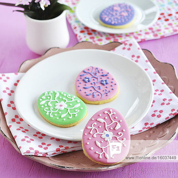 Colorfully decorated Easter egg motif cookies