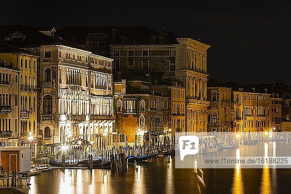 Historic house facades on the Canale Grande at night  Venice  Veneto  Italy  Europe