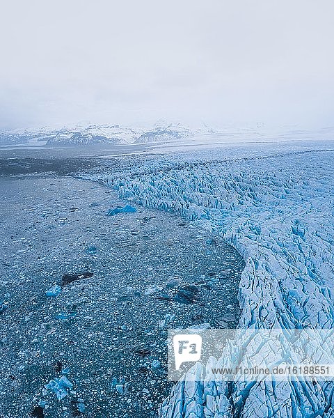Eis-Strukturen  Vatnajökull Gletscher  Island  Europa