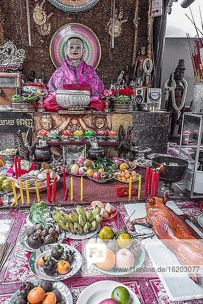 Buddhistischer Tempel  Wat Phnom (Bergpagode)  Phnom Penh  Kambodscha