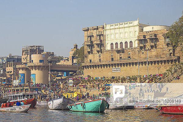 Manmandir Ghat  Varanasi  Uttar Pradesh  India  Asia