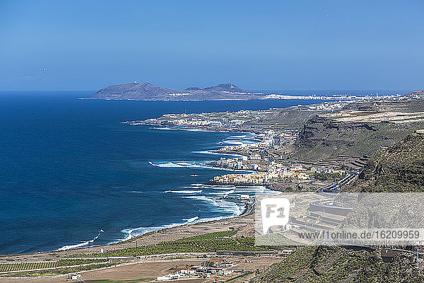 Spanien  Las Palmas  Blick auf die Atlantikküste