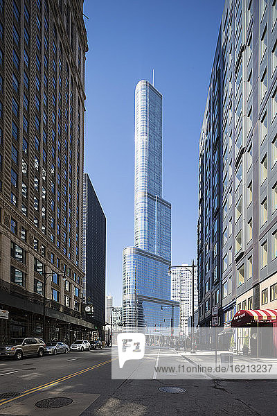 Vereinigte Staaten  Illinois  Chicago  Blick auf Trump International Hotel & Tower