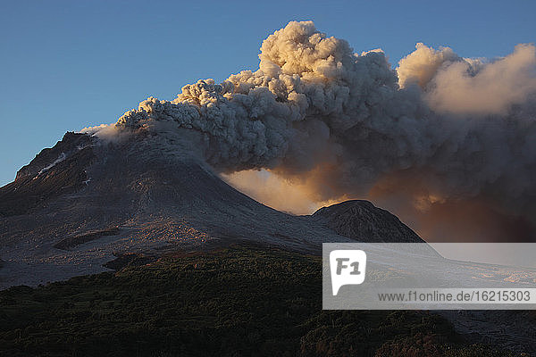 Montserrat  Karibik  Ascheausbruch des Vulkans Soufriere Hills