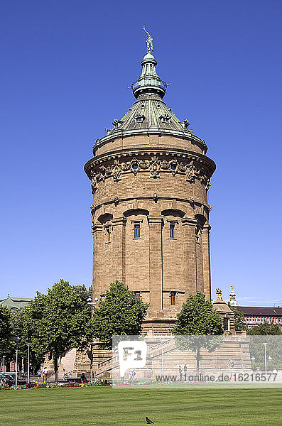 Deutschland  Mannheim  Blick auf den Wasserturm