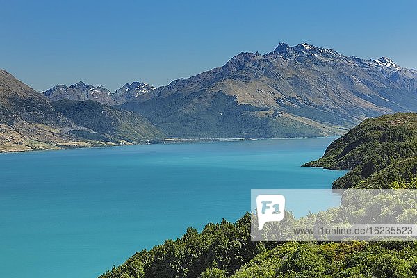 View over Lake Wakatipu to the Thomson Mountains  Queenstown  Otago  South Island  New Zealand  Oceania