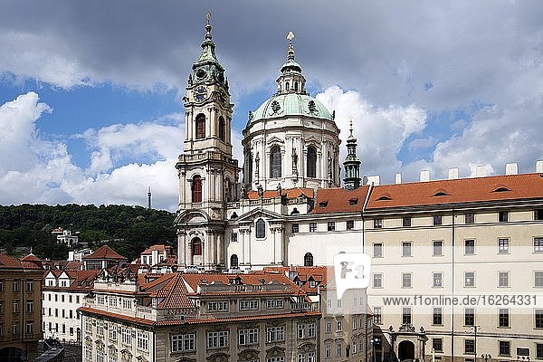 St-Nikolaus-Kirche  Altstädter Ring  Prag  Tschechien  Europa