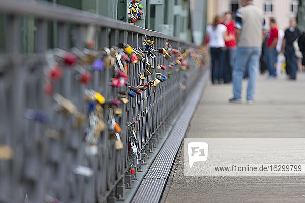 Germany  Hesse  Frankfurt  view of footbridge Eiserner Steg with love locks at railing