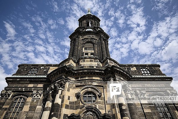 Deutschland  Sachsen  Dresden  Kirche zum Heiligen Kreuz