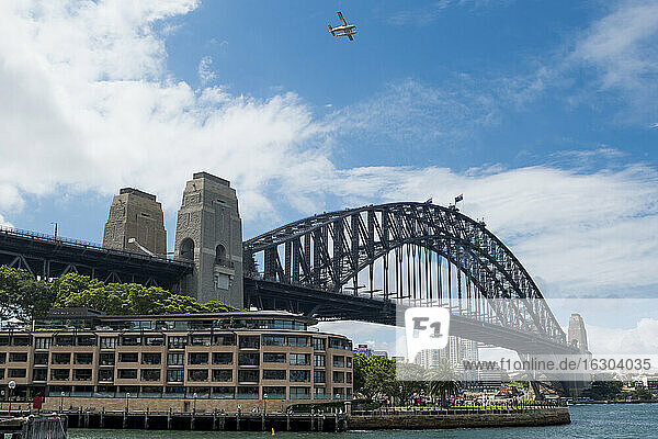 Australien  New South Wales  Sydney  Blick auf die Harbour Bridge