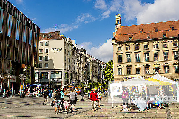 Teil des Zentralplatzes  Marienplatz  München  Bayern  Deutschland  Europa