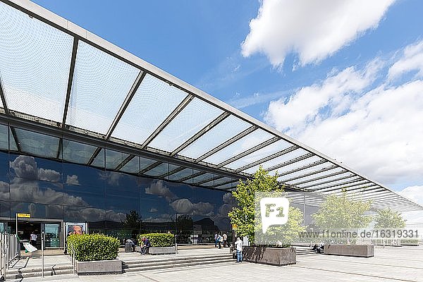 London  31. Juli 2018: Terminal 4 des Flughafen Heathrow (LHR) im Vereinigten Königreich  Großbritannien  Europa