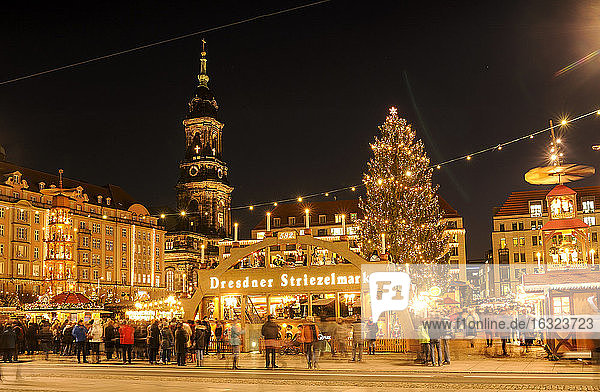 Germany  Dresden  View of Striezelmarkt Christmas market