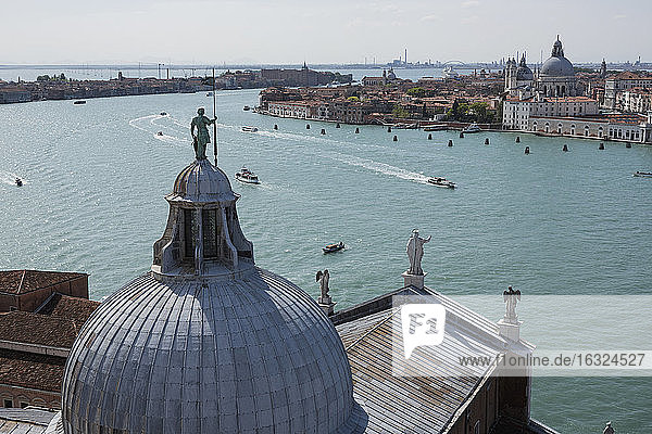 Italien  Venedig  Blick auf den Markusplatz von San Giorgio Maggiore