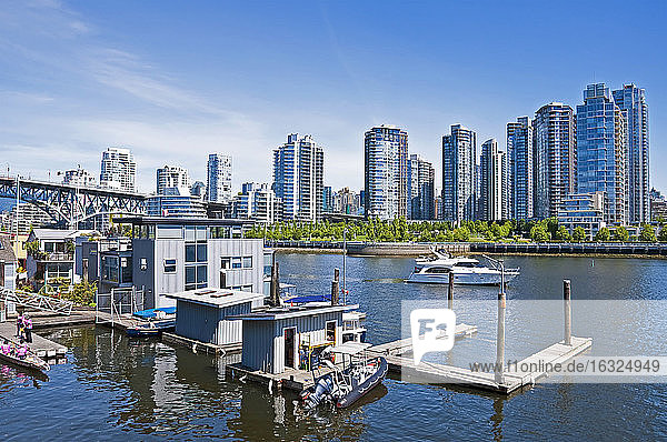 Kanada  Britisch-Kolumbien  Vancouver  Blick von Granville Island