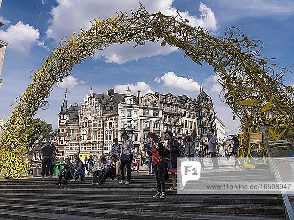 Skulpturenfahrräder am Mont des Arts  Brüssel  Belgien  Europa