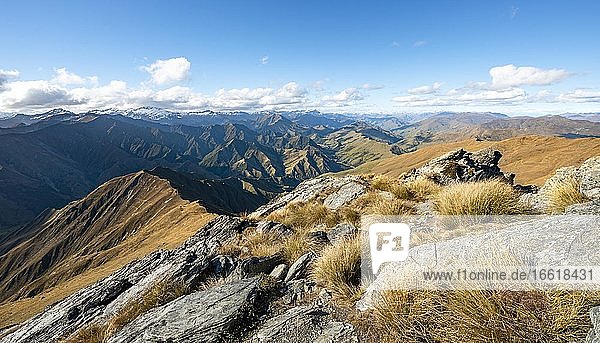 Mountain views from the summit of Ben Lomond  Southern Alps  Otago  South Island  New Zealand  Oceania