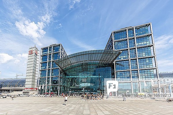 Berlin central railway station Hbf Zug railway station modern architecture in the station Berlin Germany Europe