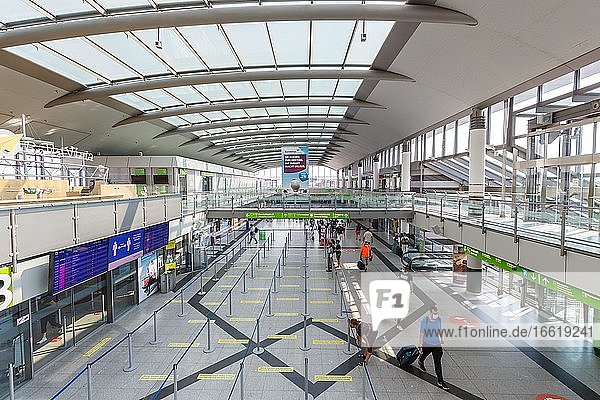 Terminal des Flughafen Dortmund Airport (DTM)  Dortmund  Deutschland  Europa