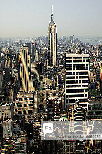 United States. New York. Manhattan with the Empire State building.