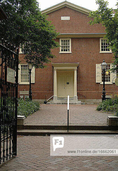 Vereinigte Staaten. Pennsylvania. Philadelphia. Das Arch Street Meeting House der Religiösen Gesellschaft der Freunde (Quäker). Erbaut zwischen 1803-1805 von Owen Biddle Jr. (1774-1806).