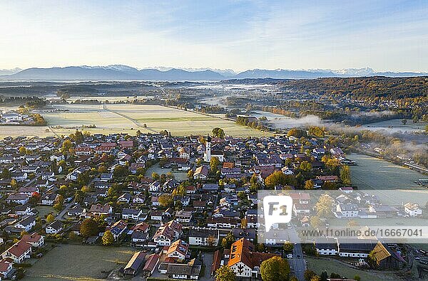 Place Gelting  near Geretsried  Tölzer Land  aerial view  Upper Bavaria  Bavaria  Germany  Europe