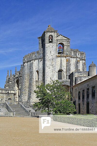 Burg und Kloster des Christusordens  Tomar  Bezirk Santarem  Portugal  Europa