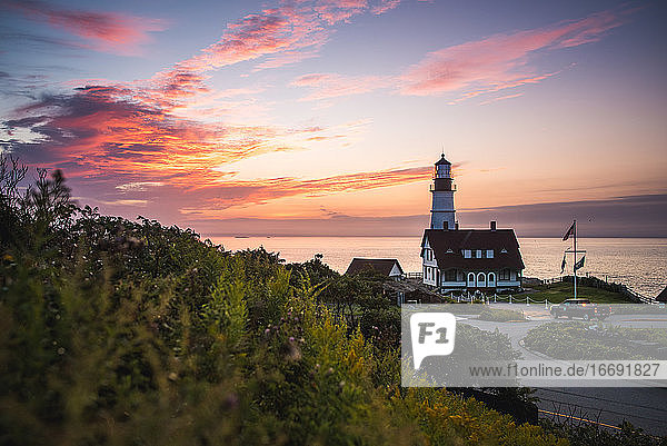 Sonnenaufgang am Portland Head Light Leuchtturm in Cape Elizabeth  Maine