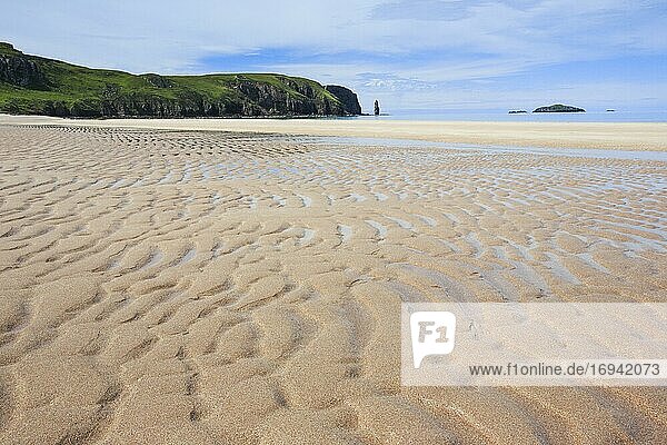 Sandy beach beach on the north coast  Scotland  Great Britain