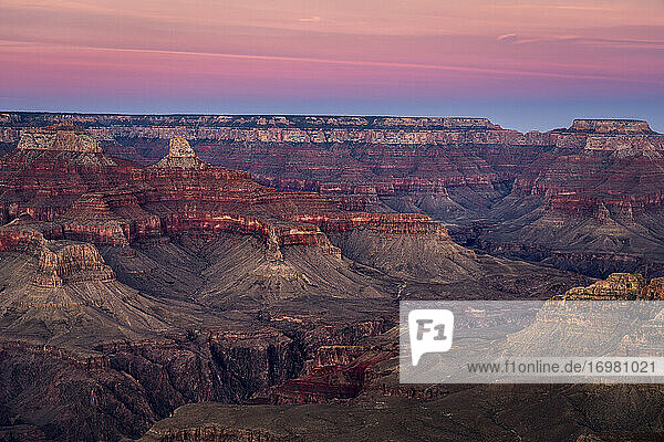 Blick auf den Grand Canyon bei Sonnenuntergang  Hopi Point  Grand Canyon National Park  Arizona  USA