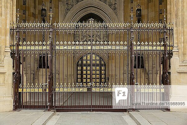 Sovereign?s Entrance  Victoria Tower  Palace of Westminster  Westminster  London  Großbritannien  Europa