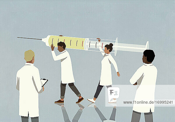 Ärzte tragen große COVID-Impfstoffspritze
