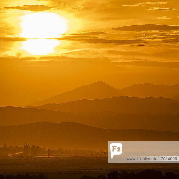 USA  Idaho  Sun Valley  Sonnenuntergang Himmel über Hügeln