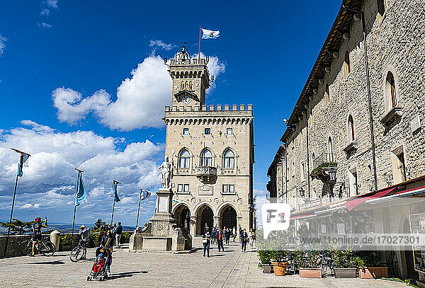 Palazzo Pubblico  Historisches Zentrum  UNESCO-Weltkulturerbe  San Marino  Europa