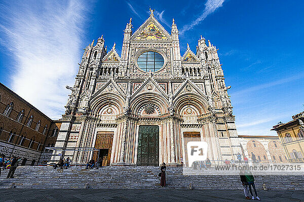 Fassade des Doms  Siena  UNESCO-Weltkulturerbe  Toskana  Italien  Europa