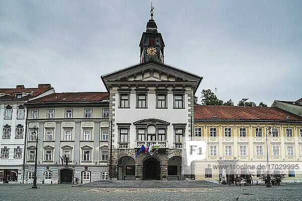 Rathaus von Ljubljana auf dem Mestni Trg (Platz)  Ljubljana  Slowenien  Europa